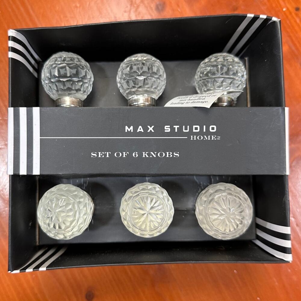 NWT - Max Studio Home Carved Glass Knobs - Set of 6